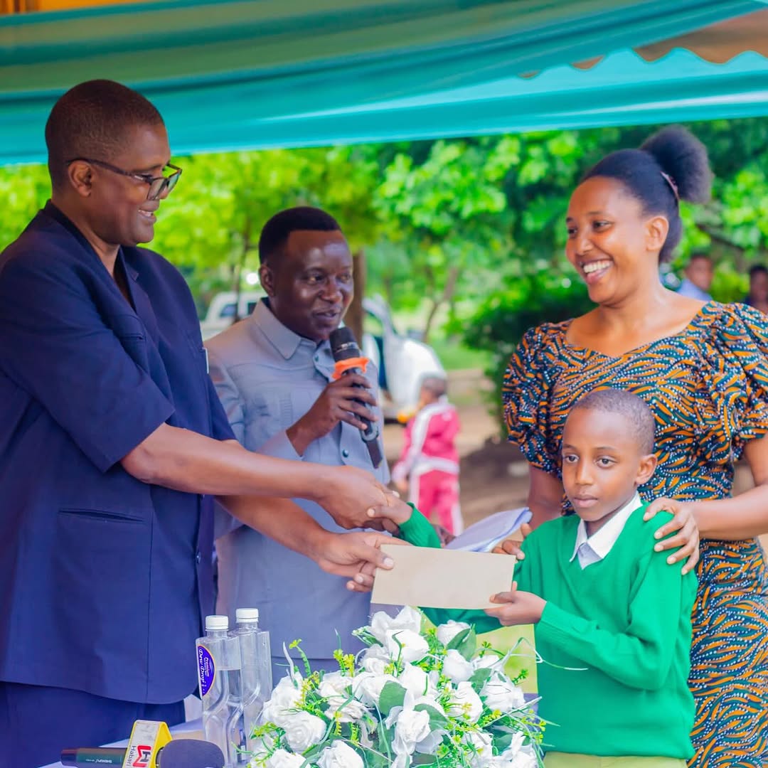 Deira School students